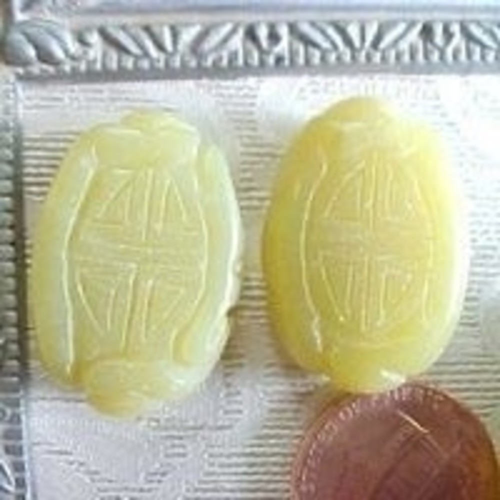 1 Large Chinese Writing Pendant Bead Yellow Lemon Jade Hand carved Oriental Bead